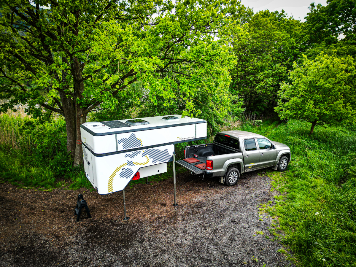 Absetzkabine sicher auf- und absetzen: Der Praxis-Guide für Pickup-Camper